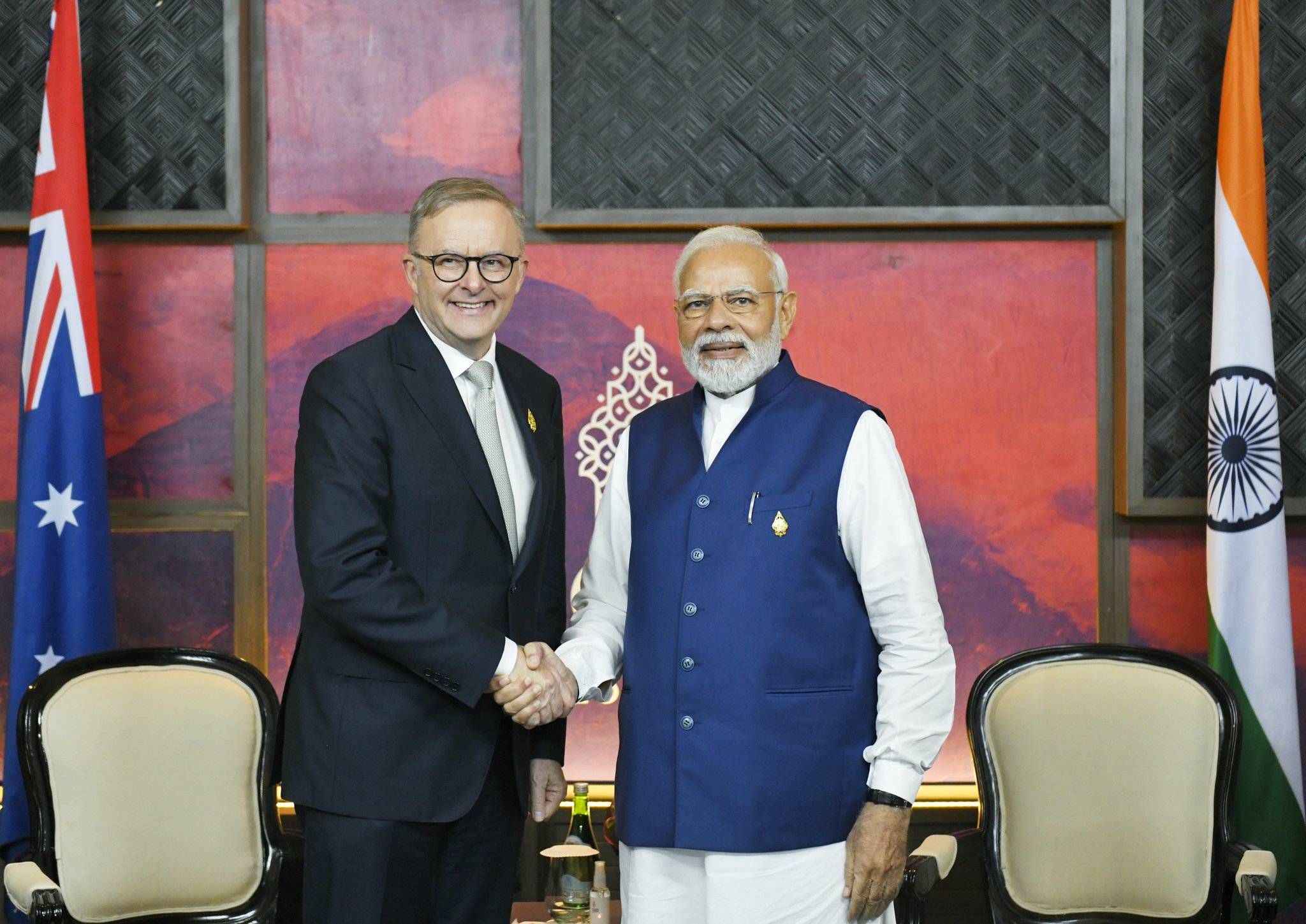 PM's meeting with the Prime Minister of Australia on the sidelines of G-20 Summit in Bali