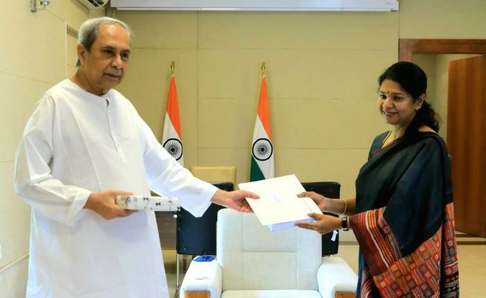 DMK leader Kanimozhi meets Odisha CM, raises NEET exam issue