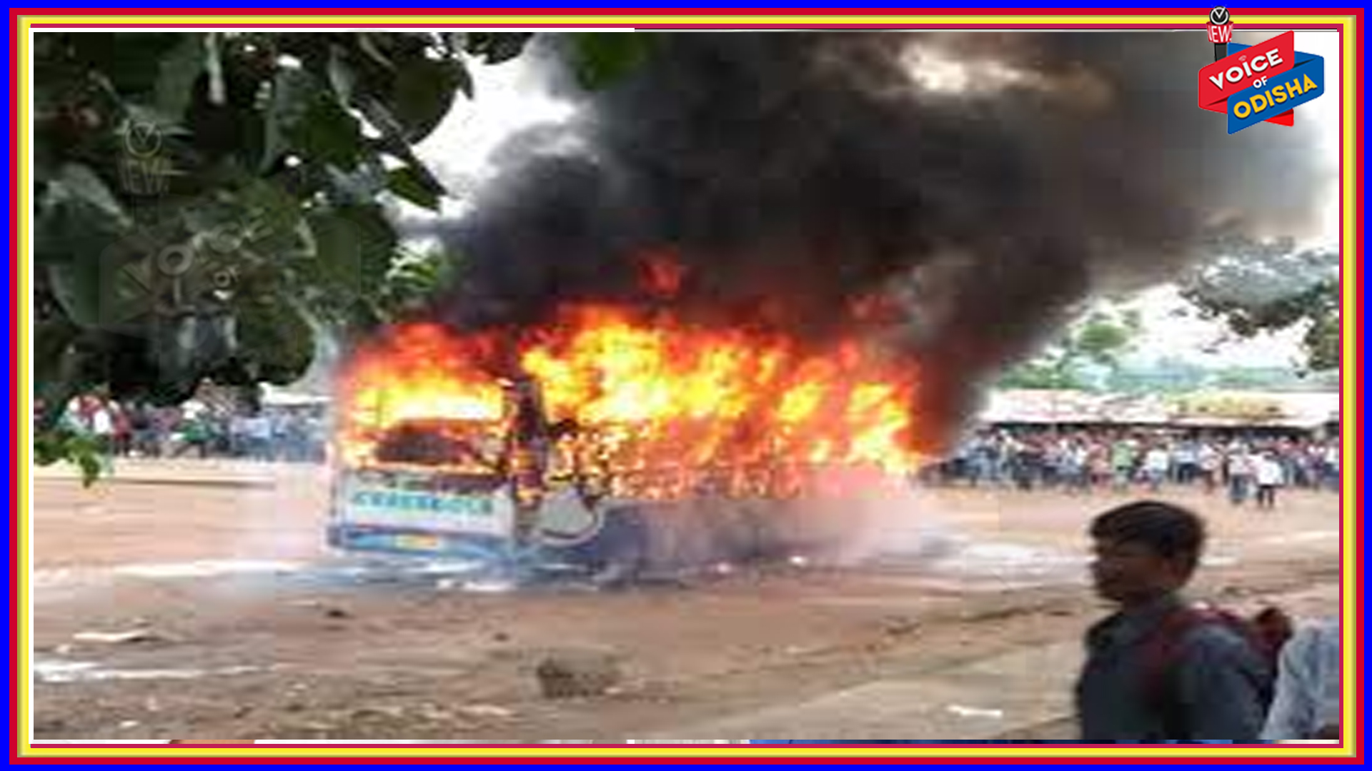 ଯାତ୍ରୀବାହୀ ବସରେ ନିଆଁ ଲଗାଇଦେଲେ ଦୁର୍ବୃତ୍ତ