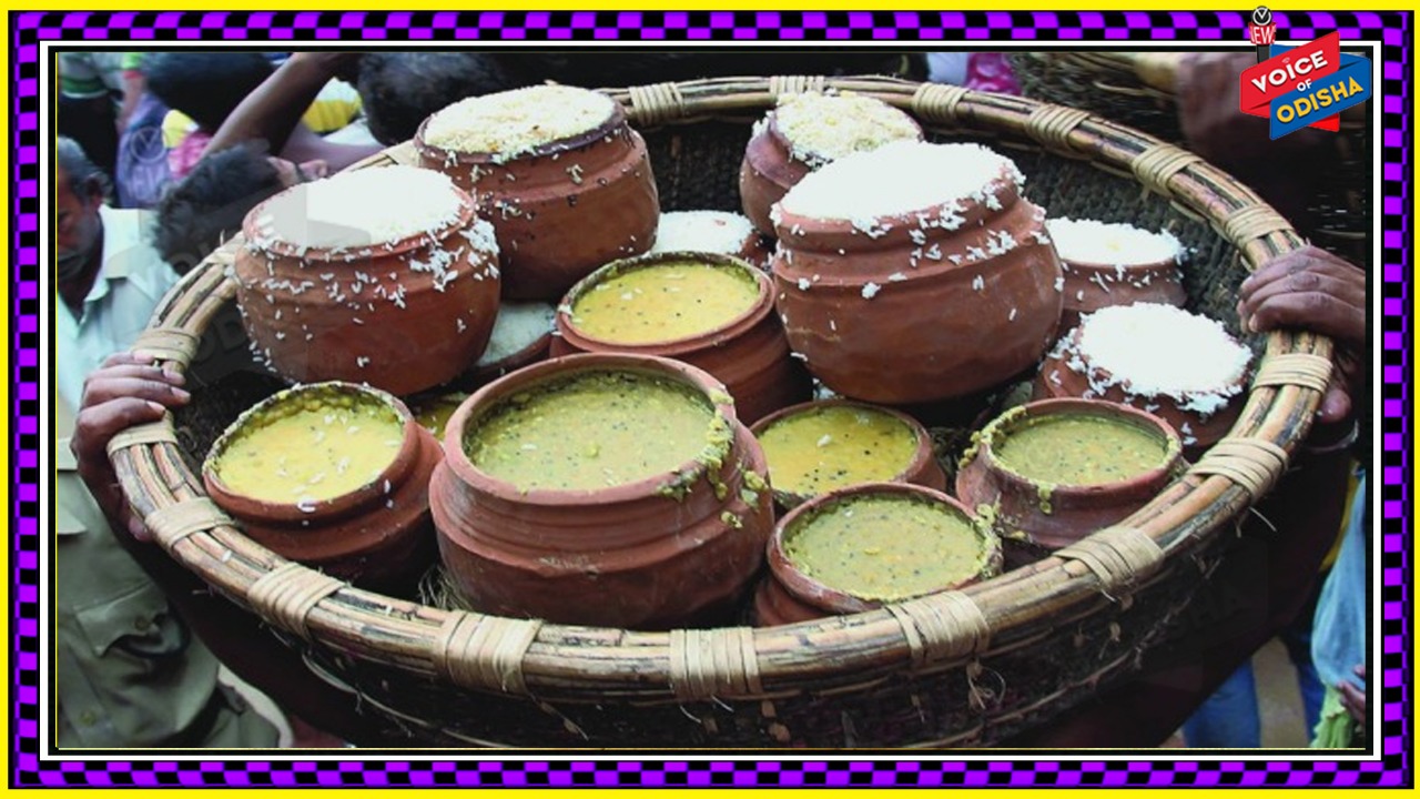 ଆନନ୍ଦବଜାରରେ ଅଭାବନୀୟ ପରିସ୍ଥିତି, ବସ୍ତିରେ ବଣ୍ଟା ହେଲା ମହାପ୍ରସାଦ