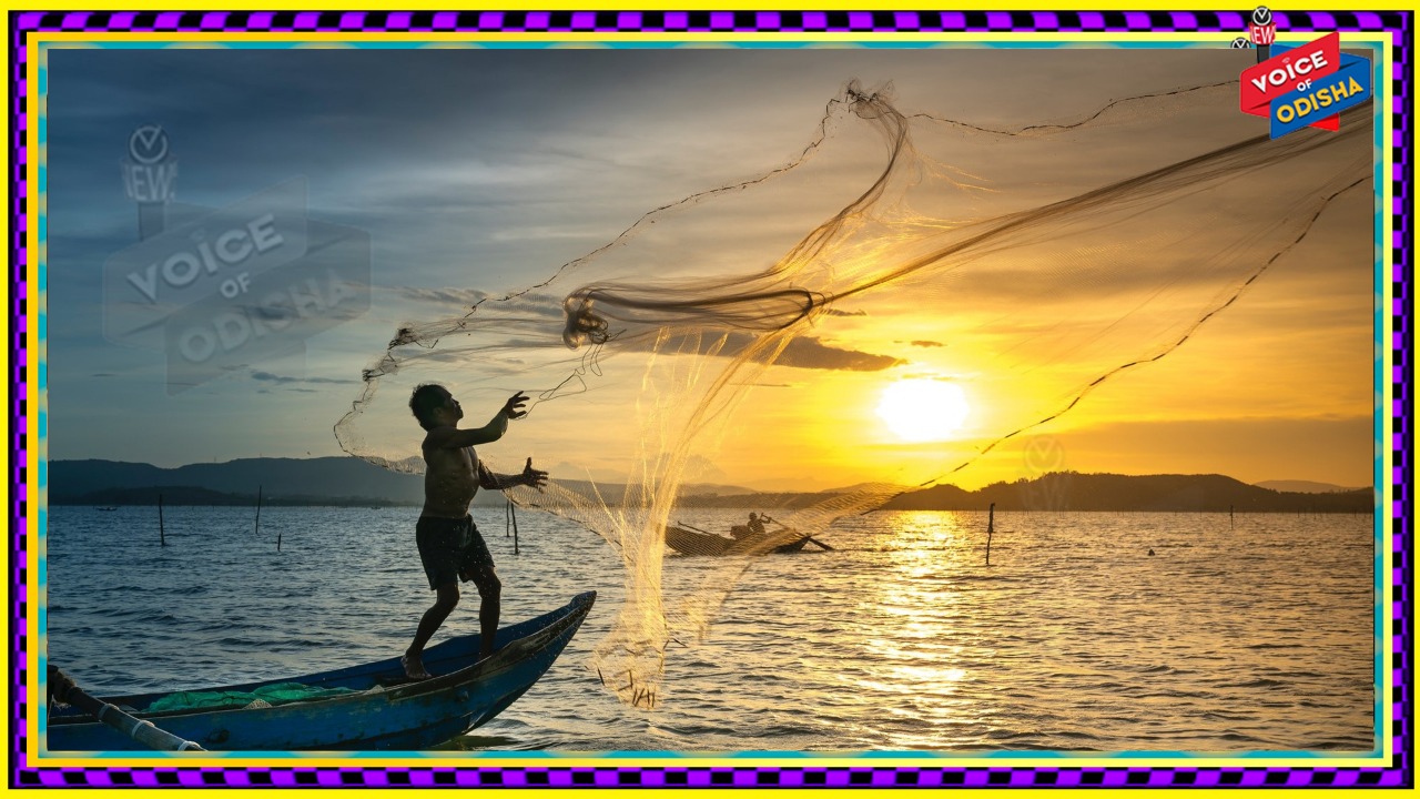 ଏହି ମତ୍ସ୍ୟଜୀବୀ ଜଣଙ୍କ ରଙ୍କରୁ ରାଜା ପାଲଟିଗଲେ, କାଣନ୍ତୁ କେମିତି ହେଲେ