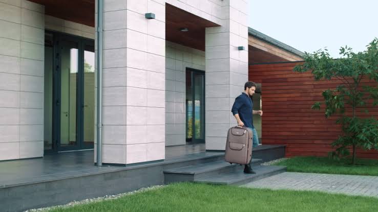 ଘରୁ ବାହାରିବାବେଳେ କଣ ଦେଖିଲେ ଶୁଭ...