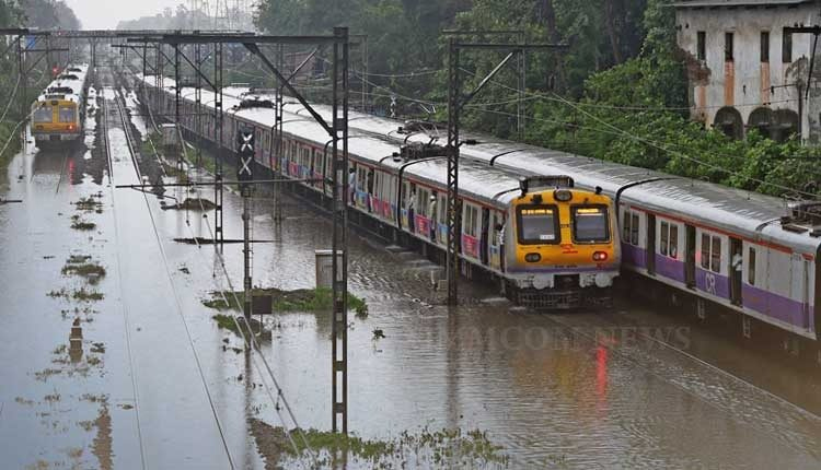 ଆନ୍ଧ୍ରପ୍ରଦେଶରେ ଭୟଙ୍କର ବର୍ଷା, ଟ୍ରେନ୍ ଚଳାଚଳ ବାଧାପ୍ରାପ୍ତ