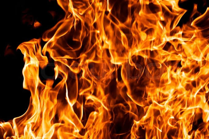 ସରପଞ୍ଚଙ୍କ ଘର ପୋଡ଼ିଦେଲେ 