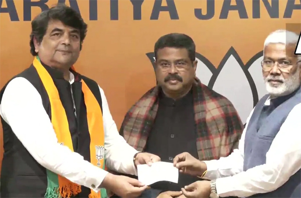 ବିଜେପରେ ମିଶିଲେ ପୂର୍ବତନ କେନ୍ଦ୍ରମନ୍ତ୍ରୀ ଆର୍‌ପିଏନ୍‌ ସିଂହ