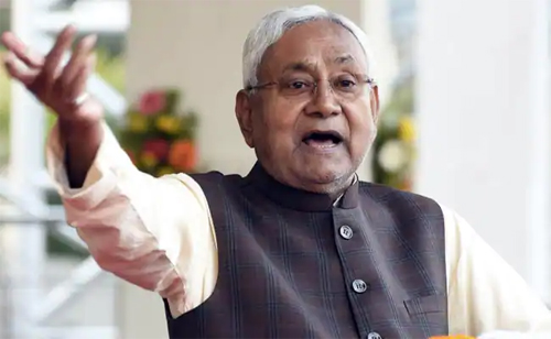 ବିହାର ମୁଖ୍ୟମନ୍ତ୍ରୀଙ୍କୁ ଆକ୍ରମଣ