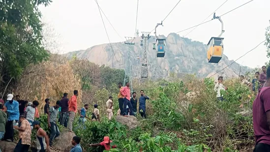 ରୋପ୍‌ୱେ ଦୁର୍ଘଟଣା, ୧୮ ଘଣ୍ଟା ଝୁଲି ରହିଲେ ୪୮ ଜଣ