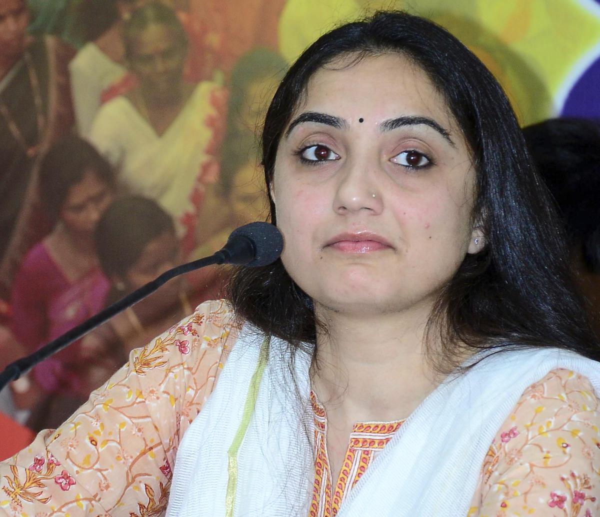 ନୂପୁରଙ୍କ ବିବାଦୀୟ ମନ୍ତବ୍ୟ ପରେ ଦେଶରେ ଅଶାନ୍ତି, ଏମିତି କହିଲେ ଲେଖିକା ତସଲିମା