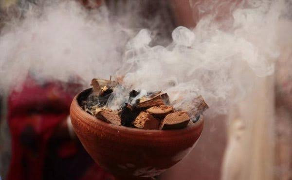 ଘରେ ଶାନ୍ତି ବଜାୟ ରଖିବା ପାଇଁ  ଏହି ବାସ୍ତୁ ଟିପ୍ସ