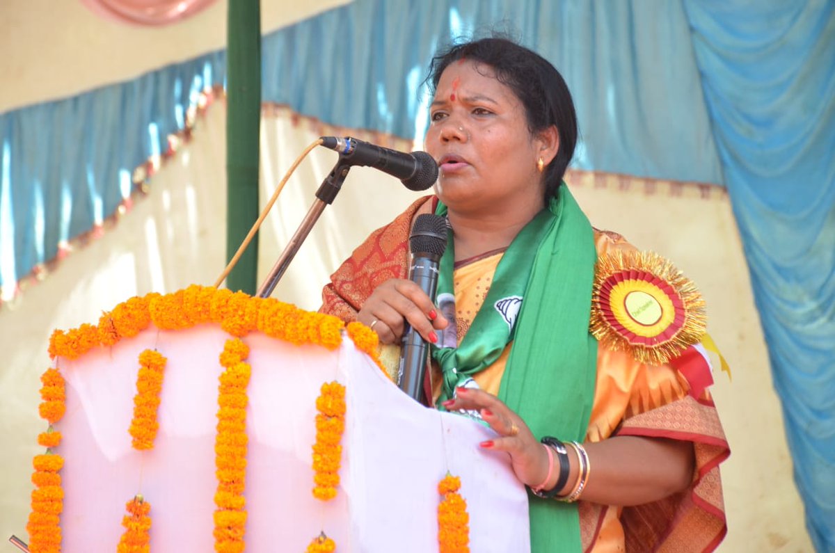 ଇସ୍ତଫା ଦେଲେ କୁସୁମ ଟେଟେ 