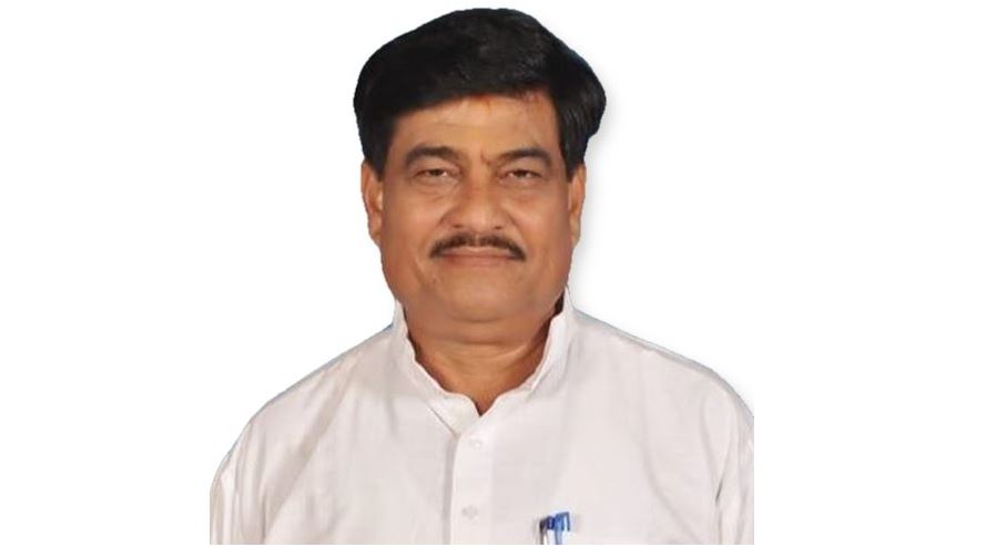 ଢିଲା ମାରୁଛନ୍ତି ଜିଲ୍ଲାପାଳ-ଯୋଗାଣ ମନ୍ତ୍ରୀ