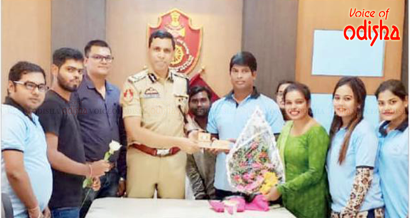 ପୋଲିସ କମିଶନରଙ୍କୁ ଭେଟିଲେ ହୁ୍ୟମାନିଟି ସଦସ୍ୟ