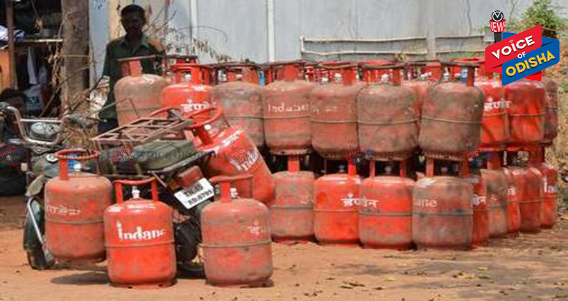 ନୂଆ ବର୍ଷରେ ମହଙ୍ଗା ମାଡ, ଏଲପିଜି ଗ୍ୟାସରେ ୧୯ ଟଙ୍କା ବୃଦ୍ଧି