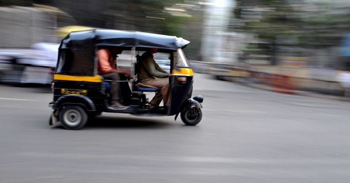 ଭଡାରେ ଡାକିନେଇ ଅଧାବାଟରେ ଲୁଟିଲେ ଲୁଟେରା । 