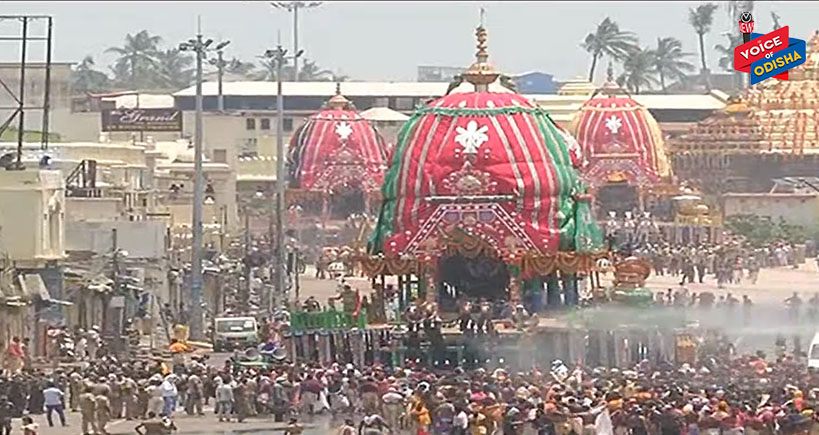 ବଡ ଦାଣ୍ଡରେ ଗଡିଲା ରଥ । 