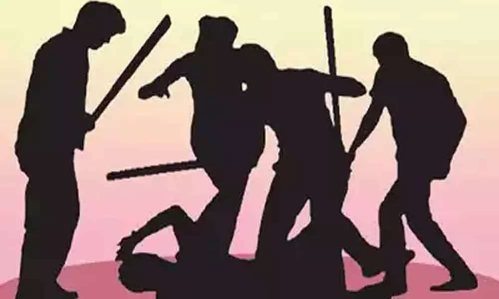 ଠେଙ୍ଗାରେ ପିଟି ପିଟି ଯୁବକଙ୍କୁ ହତ୍ୟା ।