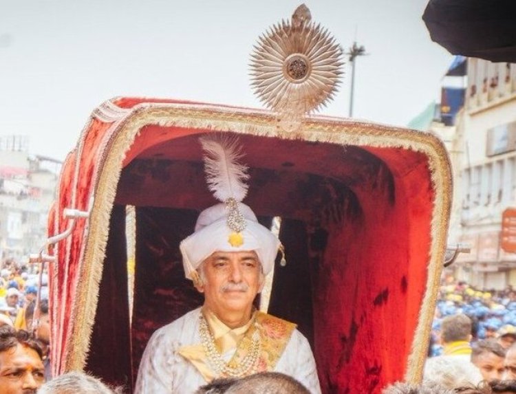 ଅସମୟରେ ରଥଯାତ୍ରା କରୁଥିବା ଲୋକମାନେ ବାଟକୁ ଆସୁଛନ୍ତି: ଗଜପତି ମହାରାଜ