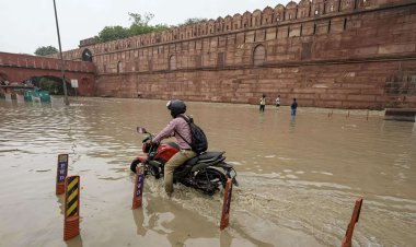 ଯମୁନା ଯୋଗୁ ଦିଲ୍ଲୀ ଏବେ ଭାସୁଛି