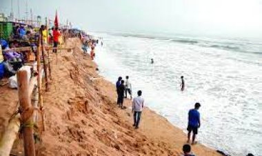 ଧୋଇନେଲା ଚକ୍ରତୀର୍ଥ ବେଳାଭୂମି : ପୁରୀରେ ସମୁଦ୍ରର ଉଗ୍ର ରୂପ
