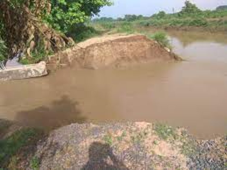 ବାଳକାଟୀ-ପୁରୀ ମୁଖ୍ୟ କେନାଲରେ ୨୦ ଫୁଟର ଘାଇ