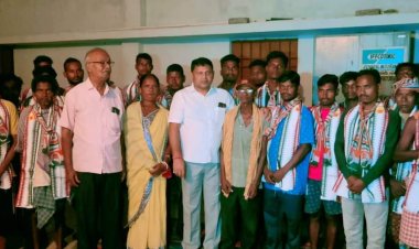 ବଡ଼ଚଣା ବ୍ଲକ ଶାଳପଡା ପଞ୍ଚାୟତରେ କଂଗ୍ରେସର ମିଶ୍ରଣ ପର୍ବରେ ସାମିଲ ହେଲେ ଶହଶହ ବିଜେଡି ଓ ବିଜେପି କର୍ମୀ