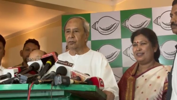 ସରପ୍ରାଇଜ ଦେଲେ ବିଜେଡି ସୁପ୍ରିମୋ । ନୂଆପଡ଼ା ଉପନିର୍ବାଚନ ପାଇଁ ସ୍ନେହାଙ୍ଗିନୀ ଛୁରିଆ ହେଲେ ବିଜେଡି ପ୍ରାର୍ଥୀ